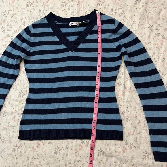 Y2k Wet Seal Striped V Neck Sweater Navy Blue Stretchy Grunge 2000s - Picture 5 of 5
